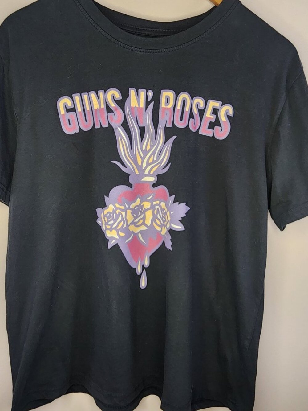 Guns N' Roses Graphic Tee — Black, XL | Band Tee Pastel Sacred Heart
